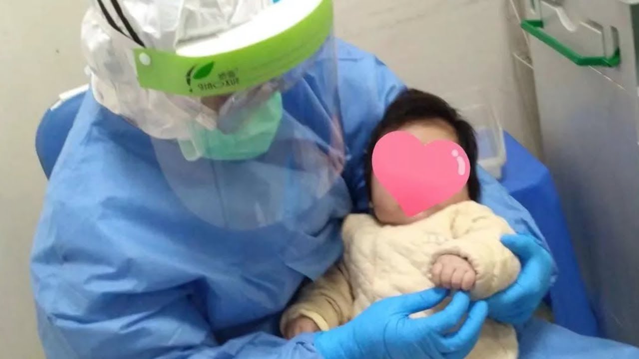 खुशीकाे खबर : भारतमा कोरोना संक्रमित तीन महिने शिशु निको भई डिस्चार्ज भए