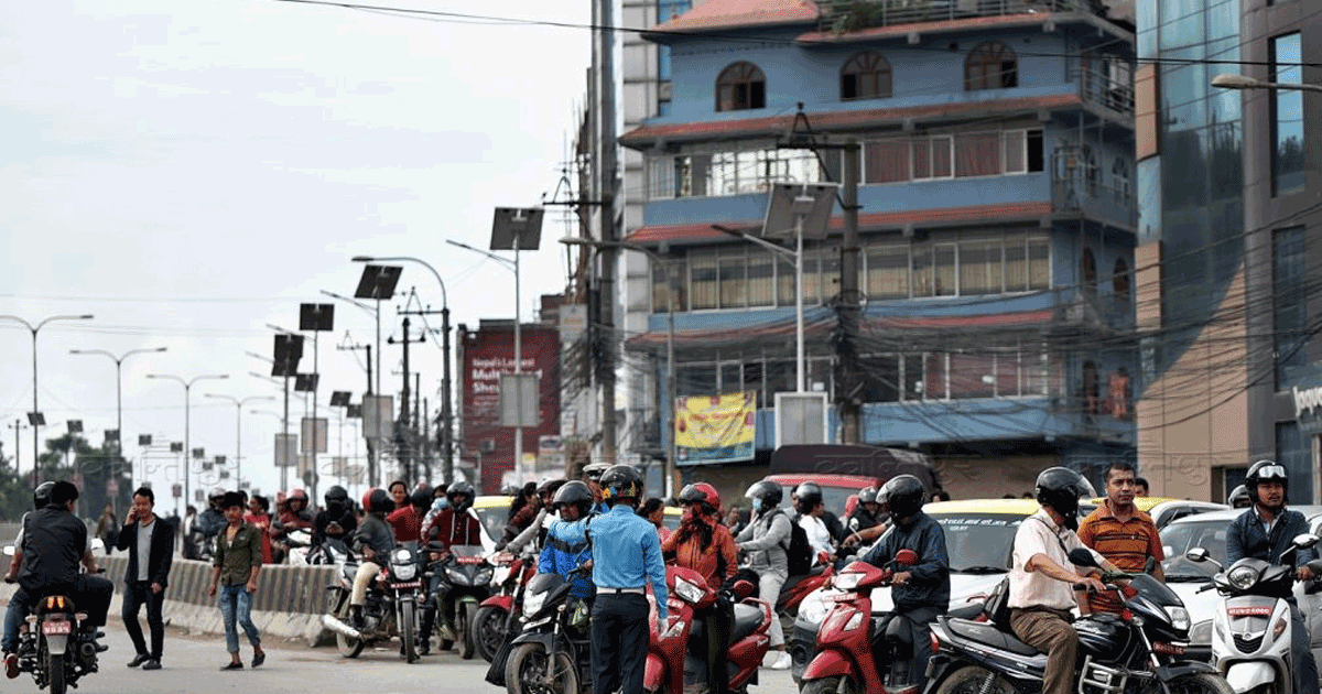 काठमाण्डौ उपत्यकामा बढ्यो गाडीको चाप, ६ घण्टामा ११ सय गाडी कारवाहीमा