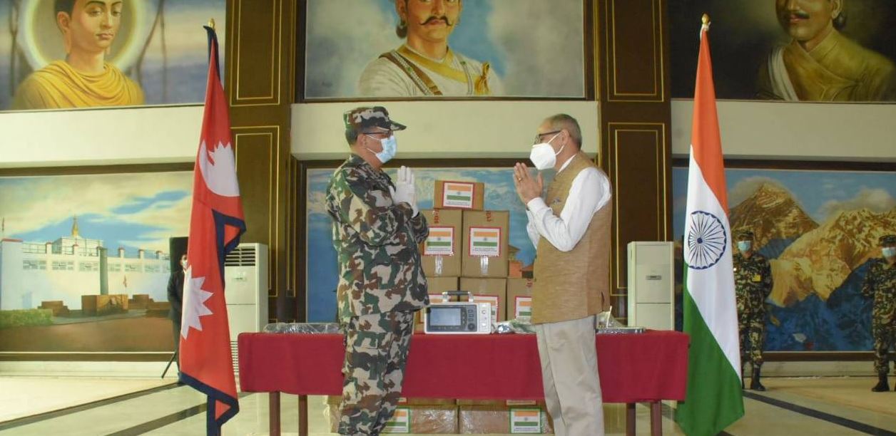 नेपाली सेनालाई दश आइसियु भेन्टिलेटर प्रदान