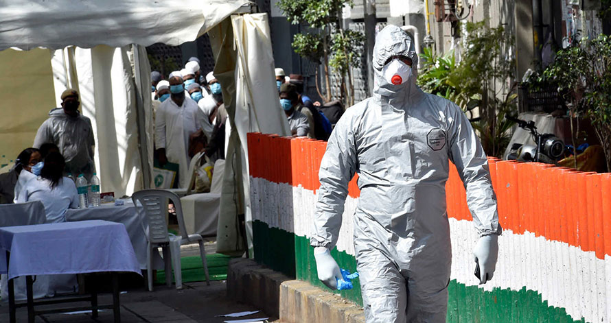 भारतमा कोरोना : एकैदिन थपिए ३ लाख २९ हजारमा संक्रमण, ३८ सय ७९ को मृत्यु