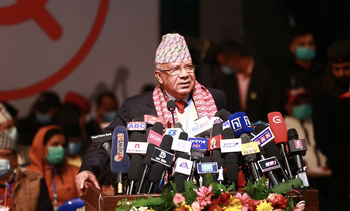 ‘कुराले मात्र जनताको मन जित्न सकिँदैन, काम गरेर देखाउनुपर्छ’ : माधव नेपाल
