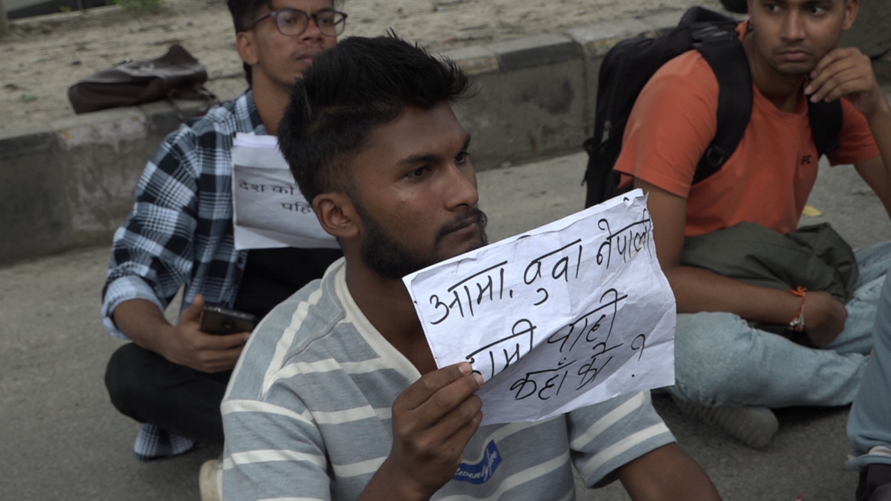 बुबाआमा दुवै नेपाली नागरिकका सन्तान अनागरिक कहिलेसम्म ?