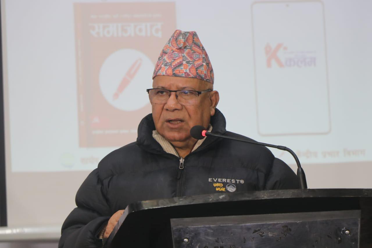 सरकारी गठबन्धन, खिचडी गठबन्धन होः माधवकुमार नेपाल
