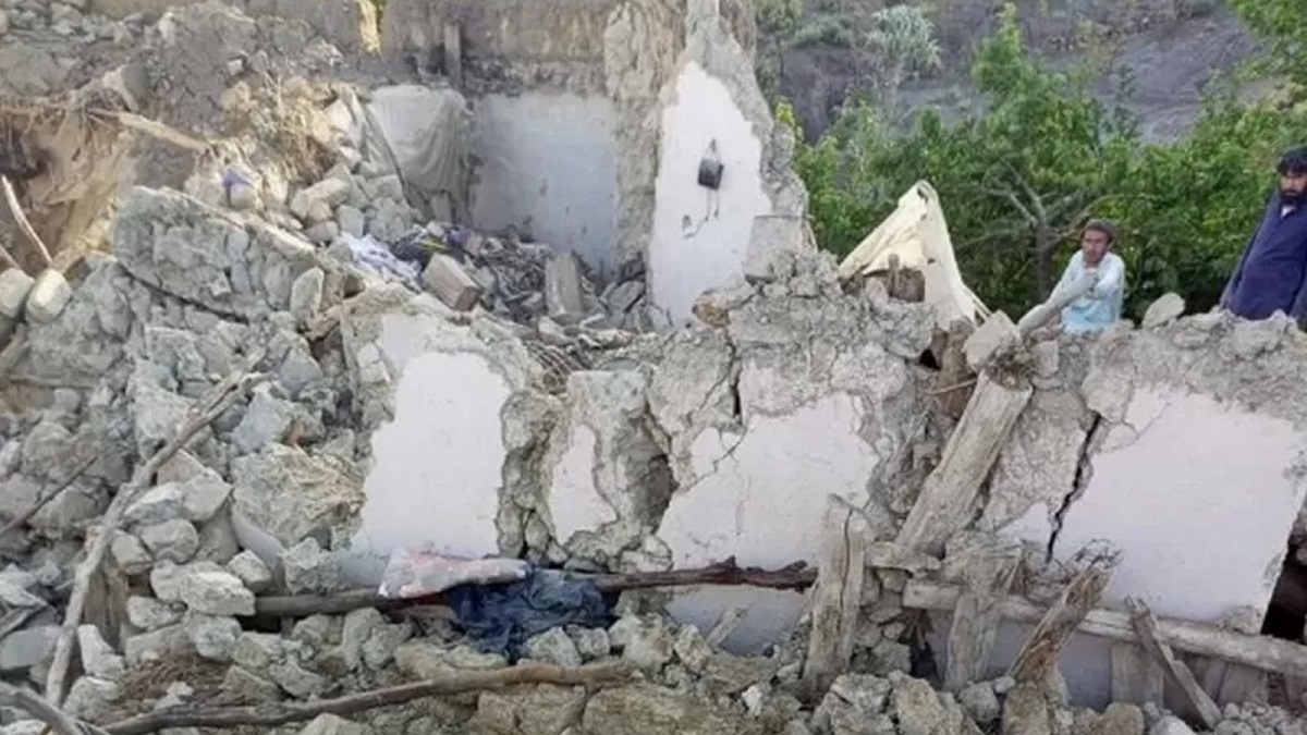 अफगानिस्तान : भूकम्पमा परी बाह्र जनाको मृत्यु, सयौं घाइते