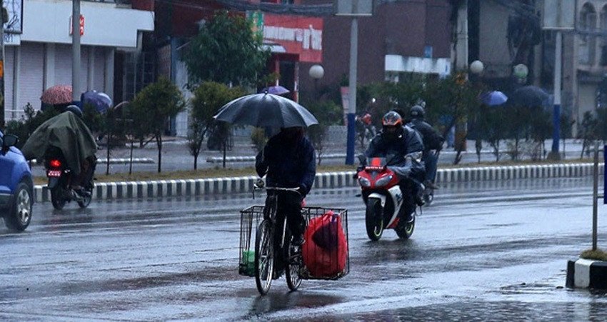 चार प्रदेशमा बिहानैदेखि वर्षा, दिउँसो कहाँ-कहाँ पर्छ पानी?