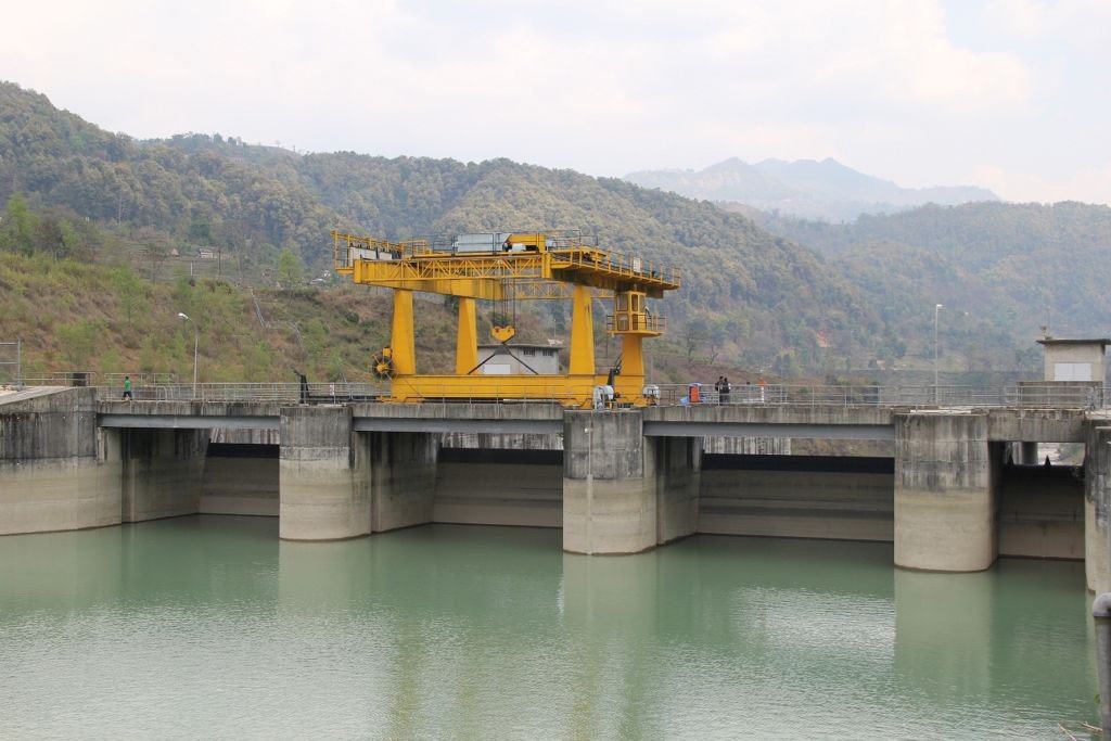लमजुङमा १७ आयोजनाबाट विद्युत् उत्पादन