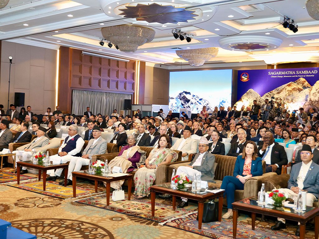 जलवायु सकंट समाधानमा विश्वव्यापी सहकार्यमा जोड
