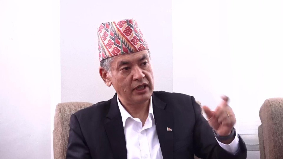 हितेन्द्रले भने- अब लोडसेडिङ हुँदैन, इन्भटर र मैनबत्तीको फोटो सामाजिक सञ्जालमा कसैले राख्नुपर्दैन