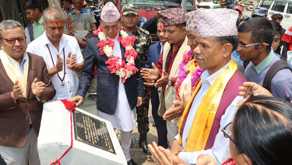 ३१ वर्षपछि महुरे–फोक्सिङटार सडक कालोपत्र हुँदै