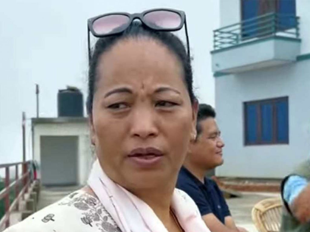 अमला रोकाको मुद्दा हेर्दाहेर्दैमा