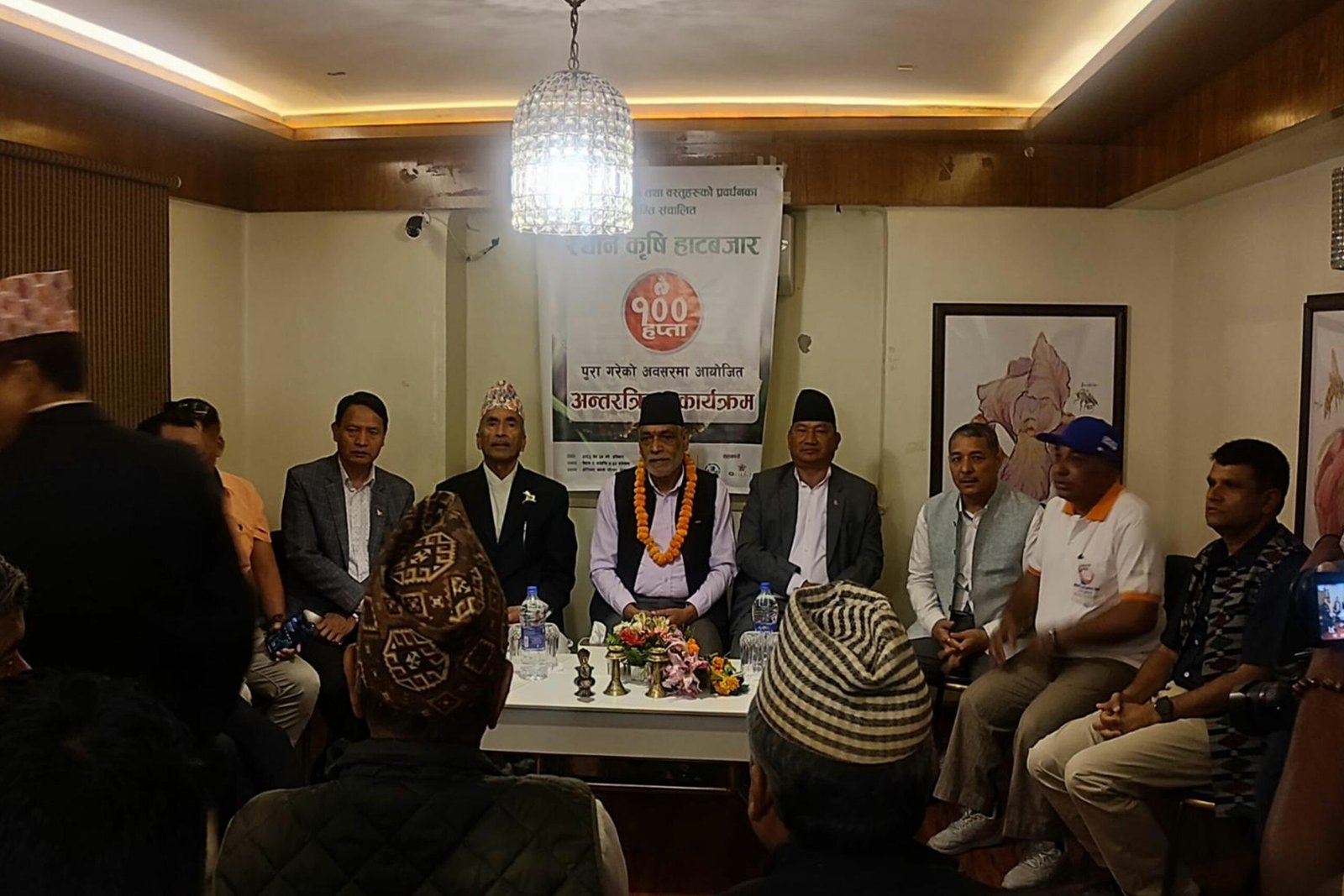 परम्परागत बाली र विषादीरहित उत्पादनका लागि सरकारले काम गरिरहेको छ : मन्त्री अधिकारी
