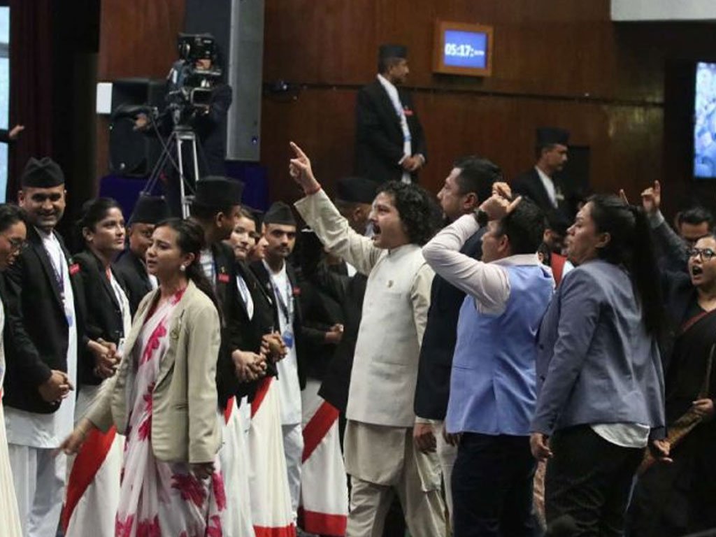 रास्वपा-राप्रपाको विरोधकाबीच संसद बैठक सुरु