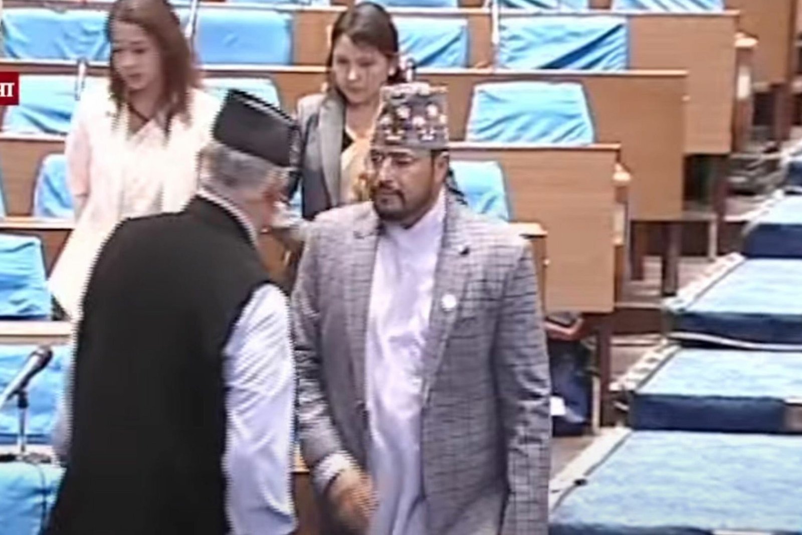 सदनबाट बाहिरिए राप्रपाका सांसद