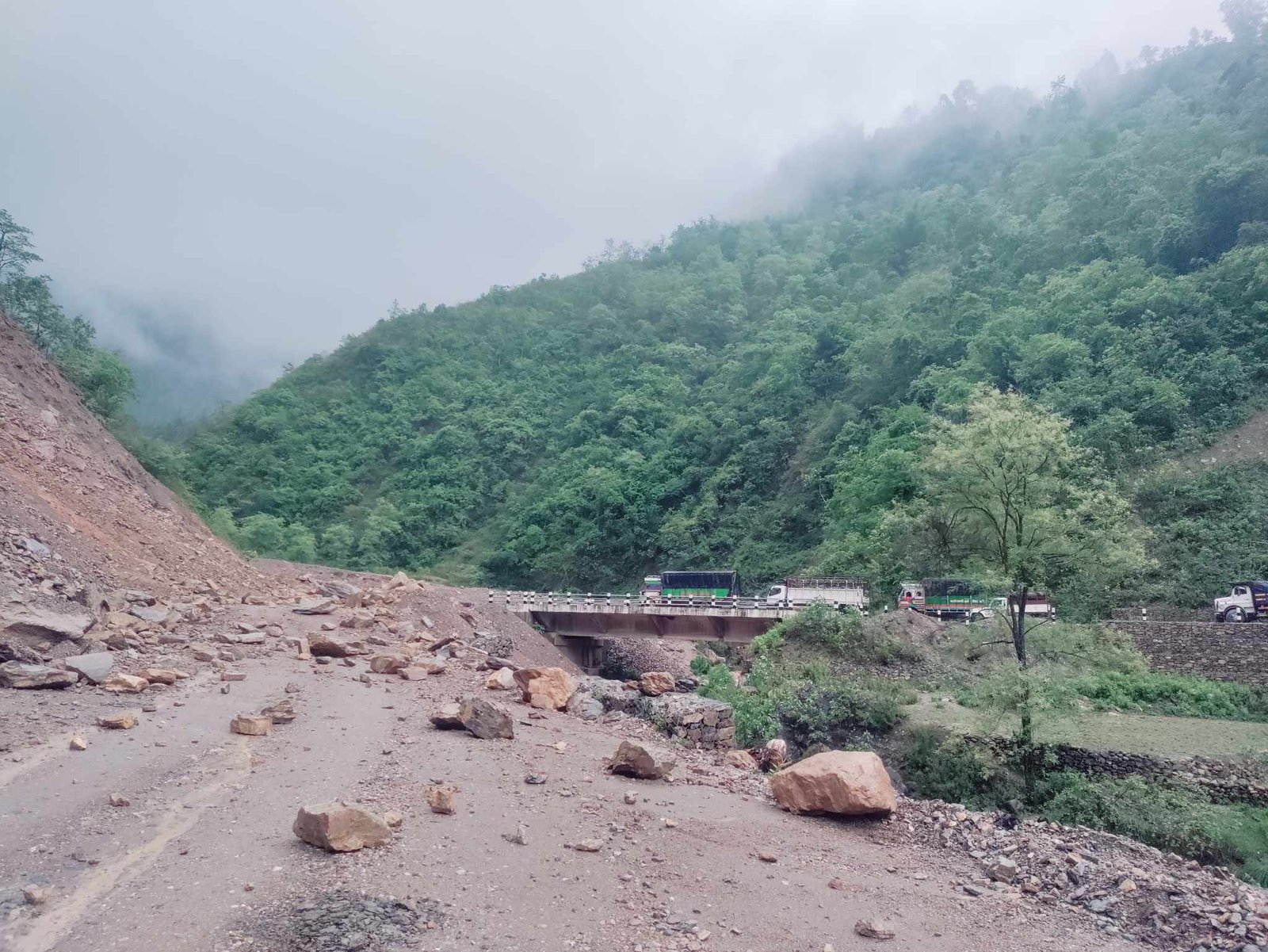 पहिरोले कालीगण्डकी करिडोर ठप्प
