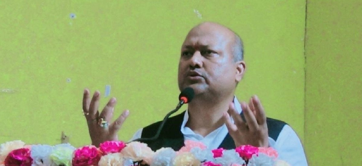 शिक्षकले राजनीति छाडेर पठनपाठनमा केन्द्रित हुनुपर्छ : मुख्यमन्त्री सिंह