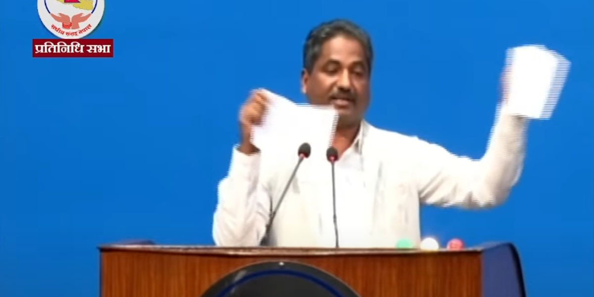 प्रभु साहले रोष्ट्रमै च्याते निजामती विधेयक