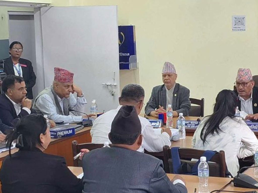 शिक्षा समितिको बैठक अनिश्चितकालका लागि स्थगित