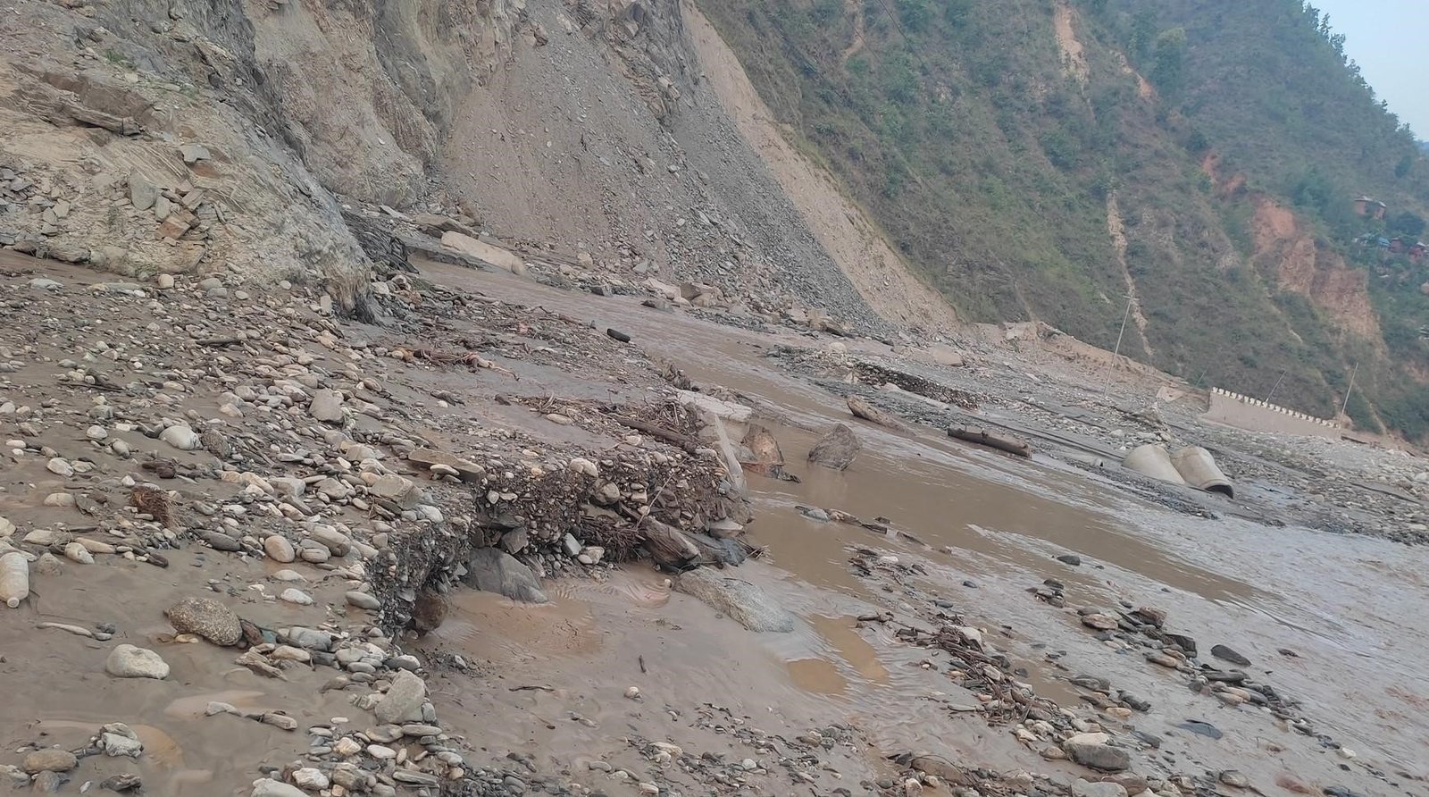 बीपी राजमार्ग अवरुद्ध, कर्णाली एकतर्फी खुल्यो