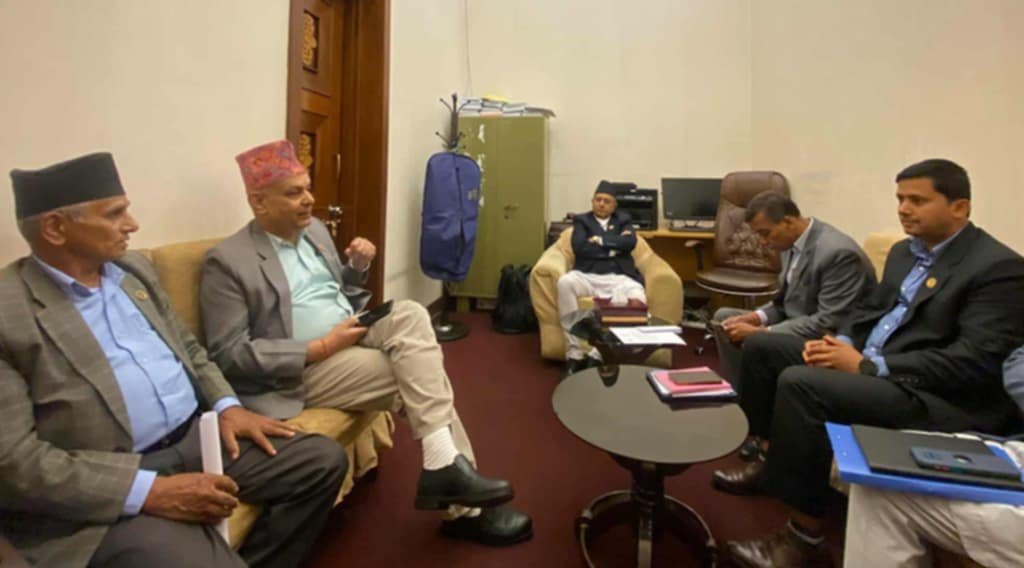सभामुखले बोलाए मुख्य दलका सचेतकरूको बैठक