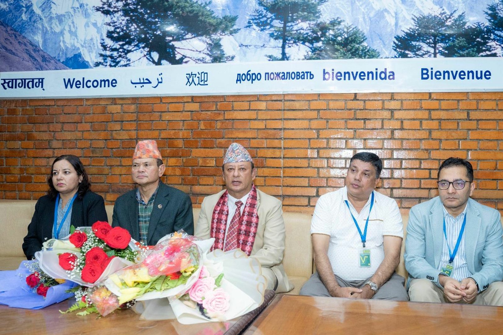 पाँचौँ ऊर्जामन्त्री स्तरीय बैठकमा भाग लिएर ऊर्जामन्त्री स्वदेश फिर्ता