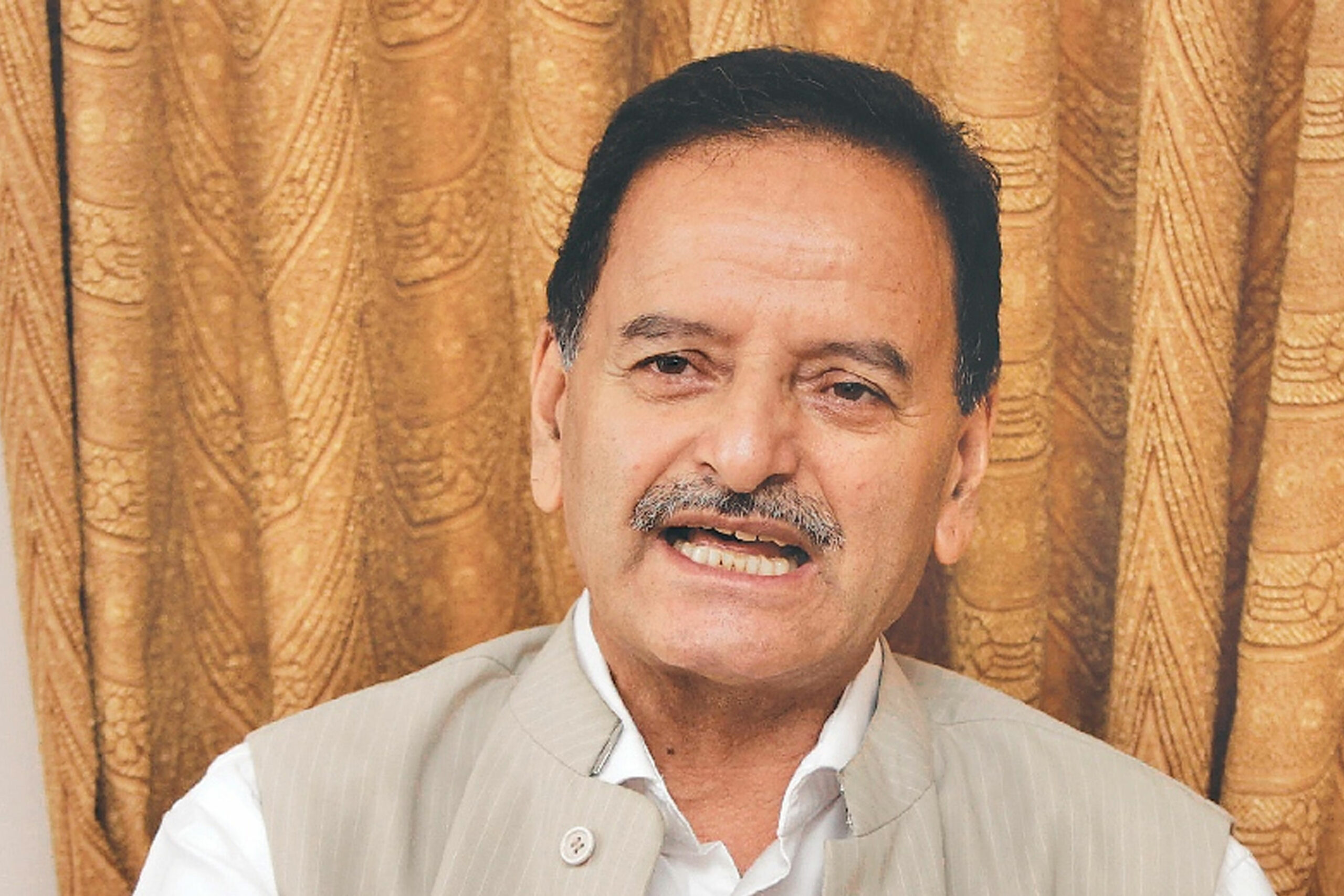 संविधान संशोधनका लागि अन्य दलसँग संवाद गर्न  सिटौलालाई संयोजक बनाउँदै काँग्रेस