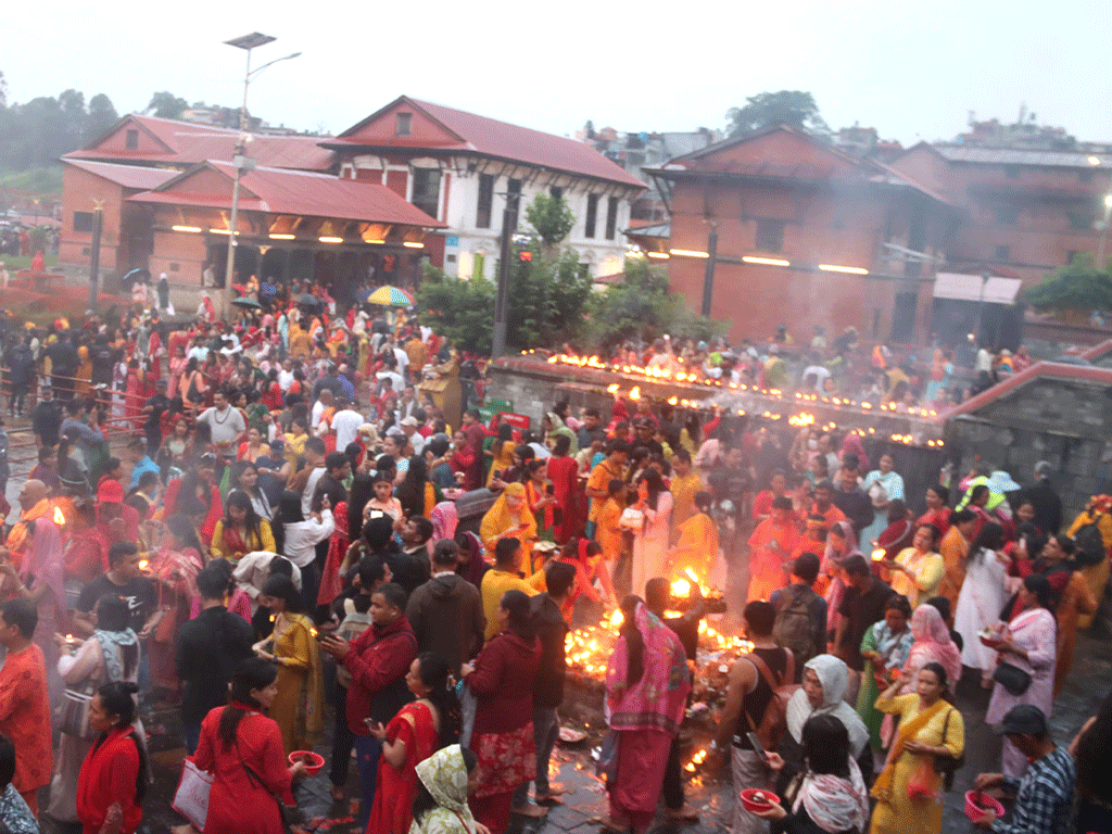 आज साउनको अन्तिम सोमबार, देशभरका शिवालयमा श्रद्धालुको भीड