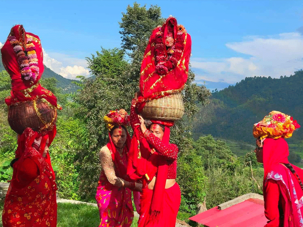 सुदूरपश्चिमेलीलाई लाग्यो गौरा पर्व, कसरी मनाइन्छ यो मौलिक चाड ?