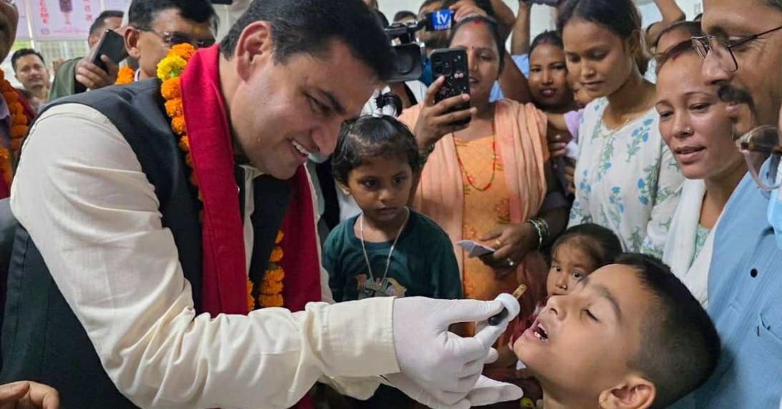 बालबालिकाको प्रतिरक्षा क्षमता बढाउन ‘स्वर्णप्राशन’ : चार हजार वर्ष पुरानो प्रकिया, बालबालिका लागि लाभदायी