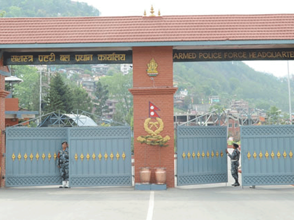 सीमा क्षेत्रमा सुरक्षा कडा, आपराधिक गतिविधि देख्नेबितिकै खबर गर्न सशस्त्र प्रहरीको अनुरोध