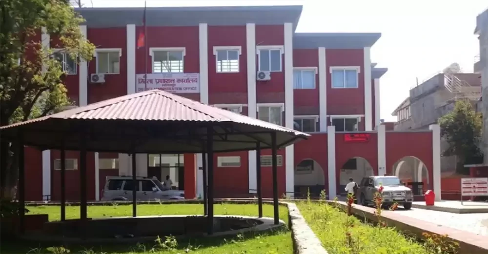 ललितपुरको एमाले , कांग्रेस पार्टी कार्यालय र मन्त्री क्वाटर वरिपरिका कर्फ्यु