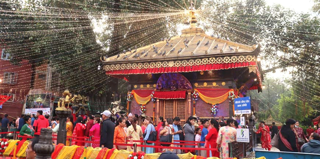 नवरात्र: शक्तिपीठमा भक्तजनको भीड