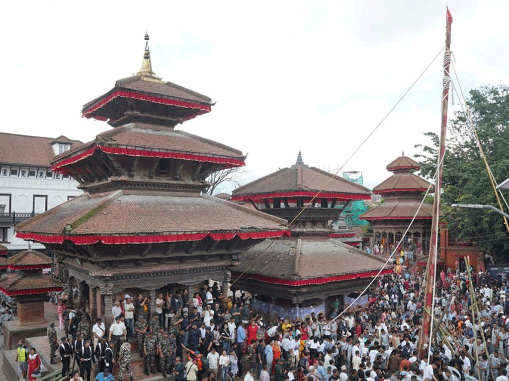 वसन्तपुर दरबार क्षेत्रमा इन्द्रध्वजोत्थान