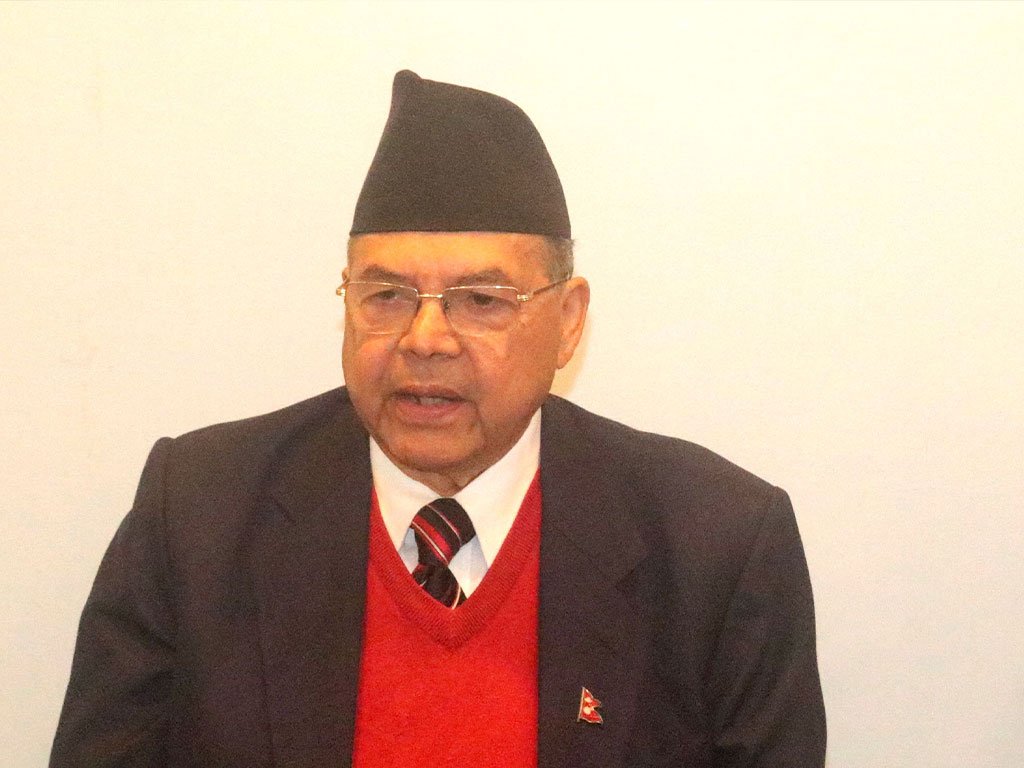 झलनाथ पत्नी रविलक्ष्मी खतरामुक्त, बर्निङ अस्पतालमा उपचार हुँदै