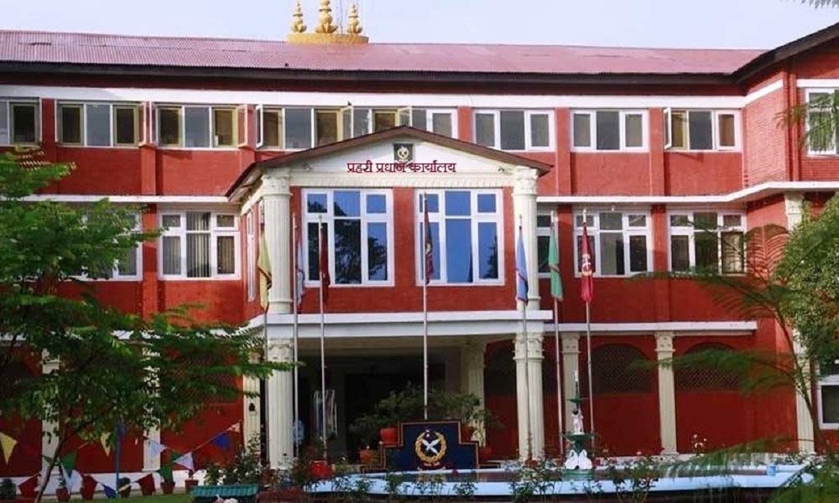 आन्दोलनमा नागरिकले नियन्त्रणमा लिएका प्रहरी सामग्री फिर्ता बुझाउन आग्रह