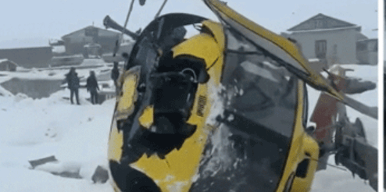 सोलुखुम्बुको लुबुचेमा हेलिकोप्टर चिप्लिएर दुर्घटना, क्याप्टेन खड्का सकुशल