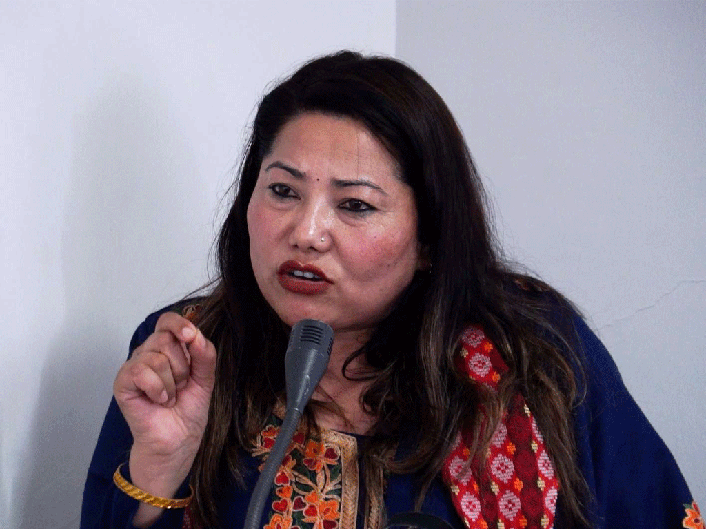 रामकुमारी झाँक्रीको जिकिर : ‘बहुमतले माओवादीमा जाने निर्णय गर्यो, हामी सहभागी हुन्नौँ’