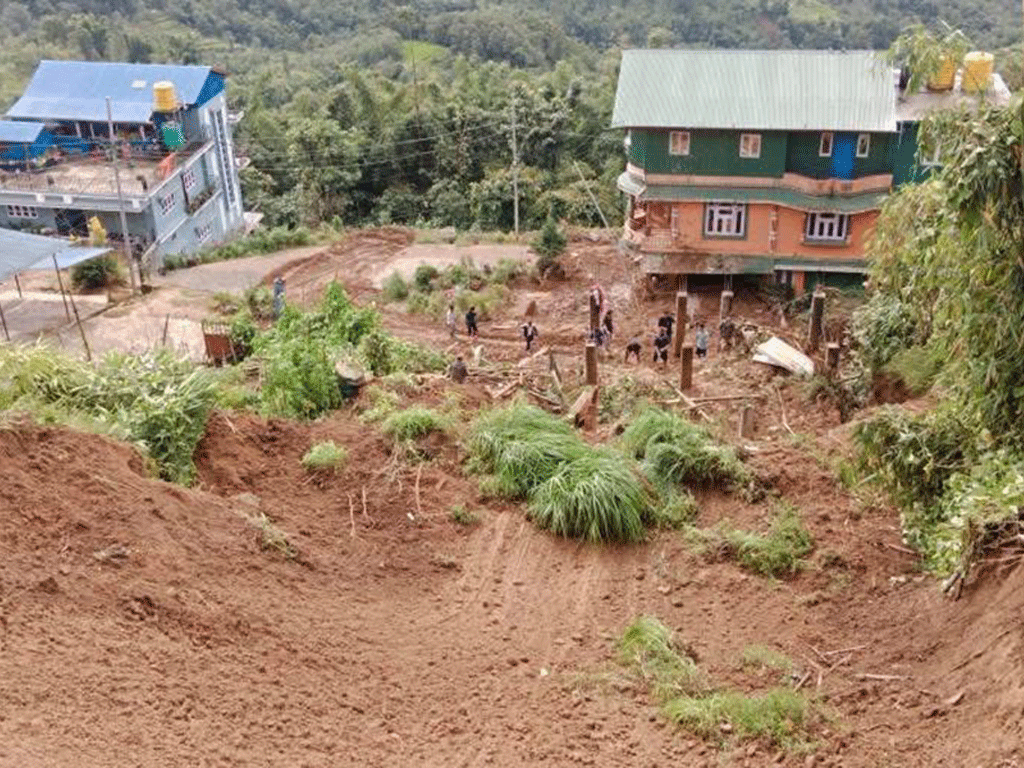 ३९ पुग्यो इलाम बाढी पहिरोमा मृत्यु हुनेको संख्या