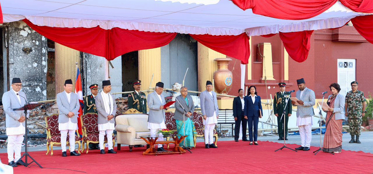 नवनियुक्त दुई मन्त्रीले लिए शपथ