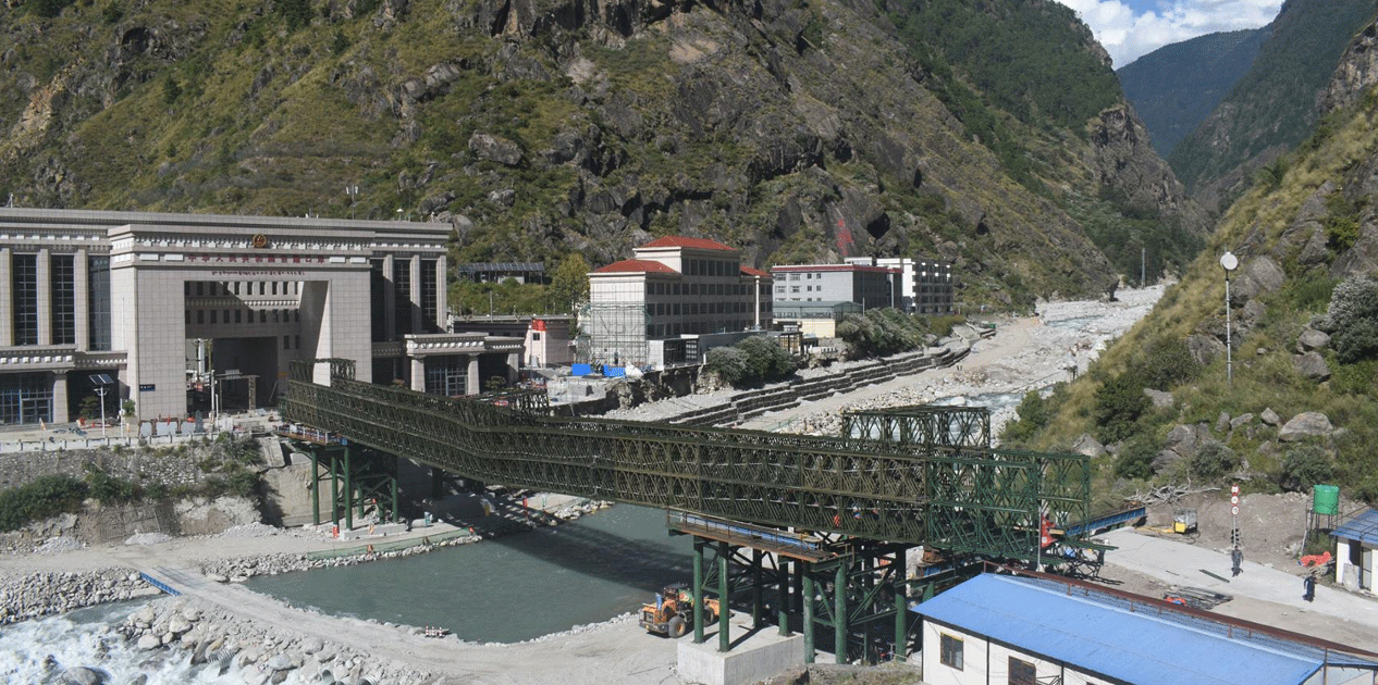 ल्हेन्दे खोलामा मितेरी पुलको पुनः निर्माण अन्तिम चरणमा