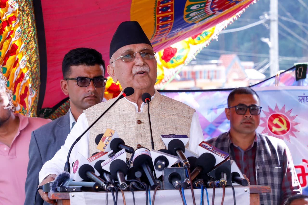 ओलीको चेतावनी- सुशीला कार्कीसँग डराएर भाग्दिनँ, गृहमन्त्री बाबु धेरै नउत्ताउलिनू
