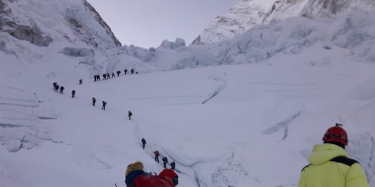 सगरमाथा क्षेत्रको पदमार्ग पहिरोका कारण क्षतिग्रस्त, सुरक्षित रहन आग्रह