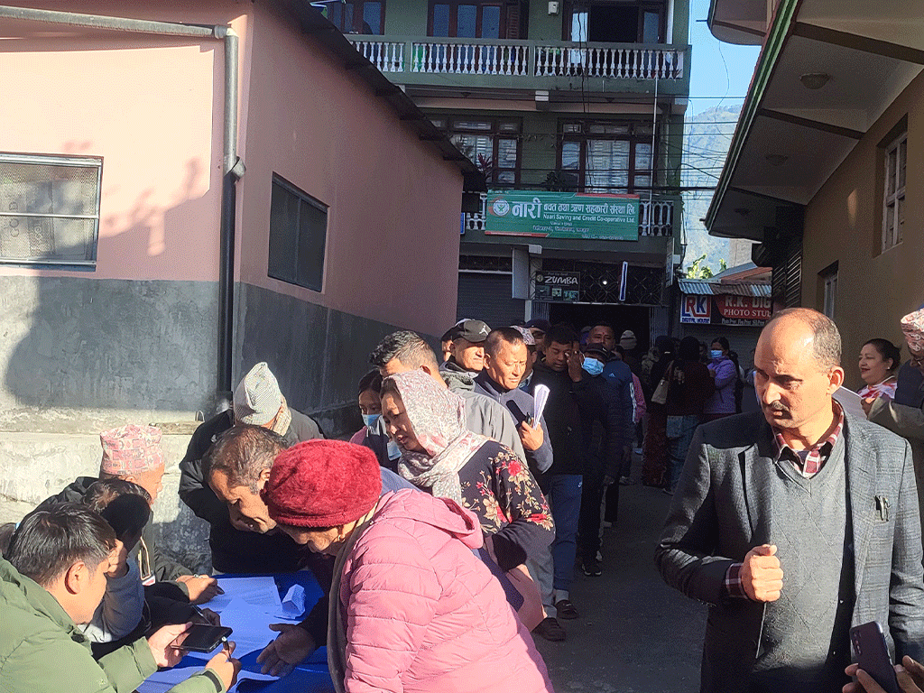 एमाले नेता तथा कार्यकर्ता महाधिवेशन प्रतिनिधि चयनमा व्यस्त