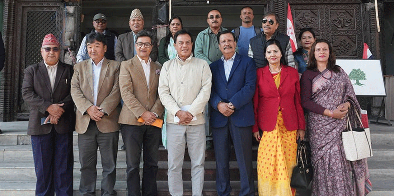 नियमित महाधिवेशनको दबाब बढाउन शेखरलाई देउवा पक्षका केन्द्रीय सदस्यहरूको आग्रह