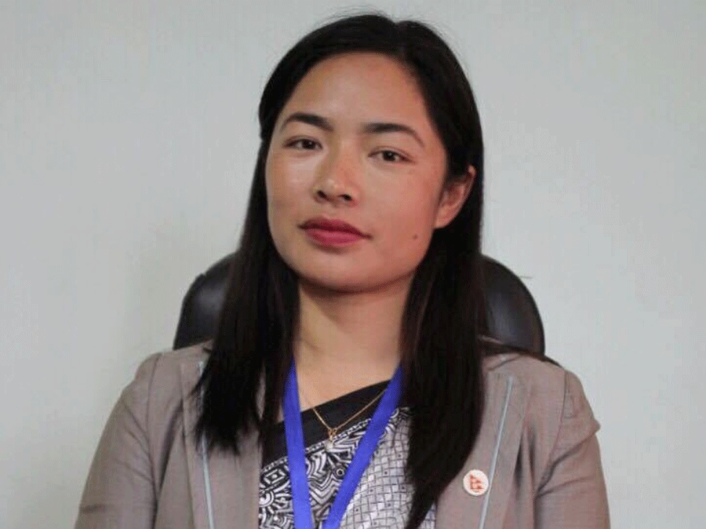 नेकपा छाड्दै शैलुङ गाउँपालिकाकी पूर्वउपाध्यक्ष घिसिङले गरिन् उज्यालो नेपालमा प्रवेश