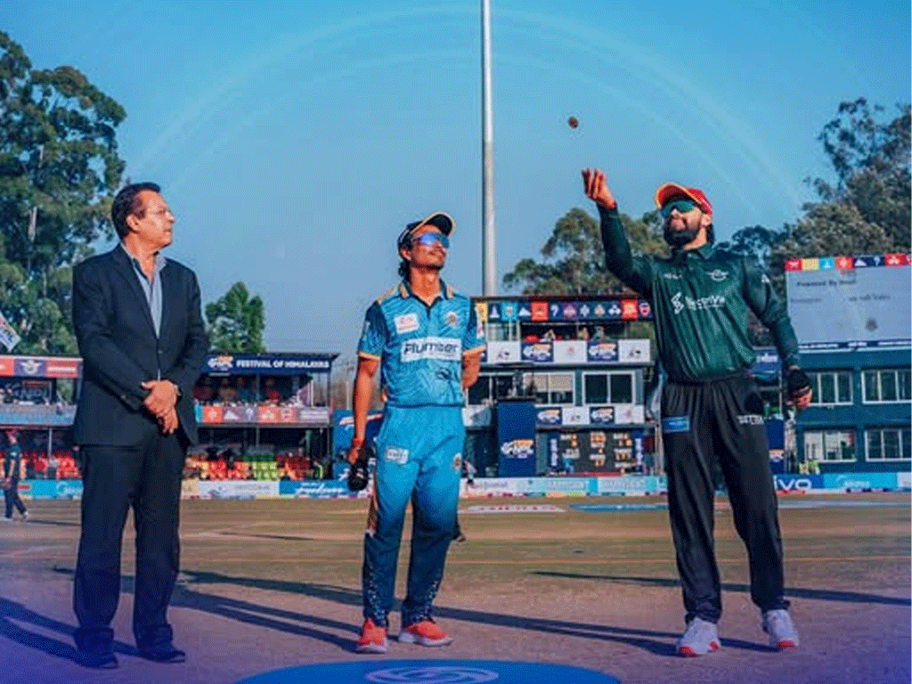 पोखराविरुद्ध पहिला बलिङ गर्दै कर्णाली