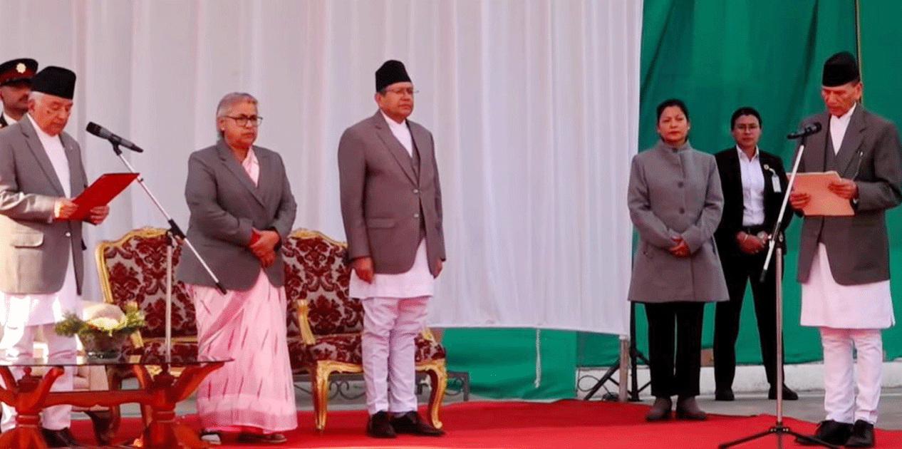 नवनियुक्त परराष्ट्र मन्त्री बालानन्द शर्माले लिए शपथ, आजै पदभार ग्रहण गर्ने