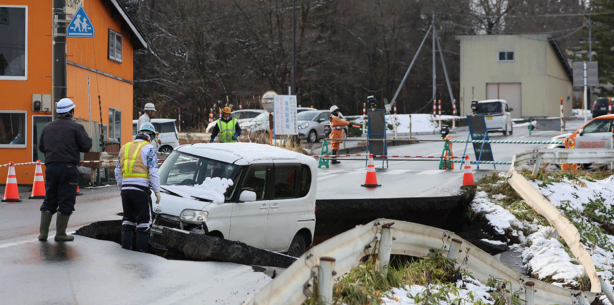 जापानमा शक्तिशाली भूकम्प जाँदा ३० जना घाइते