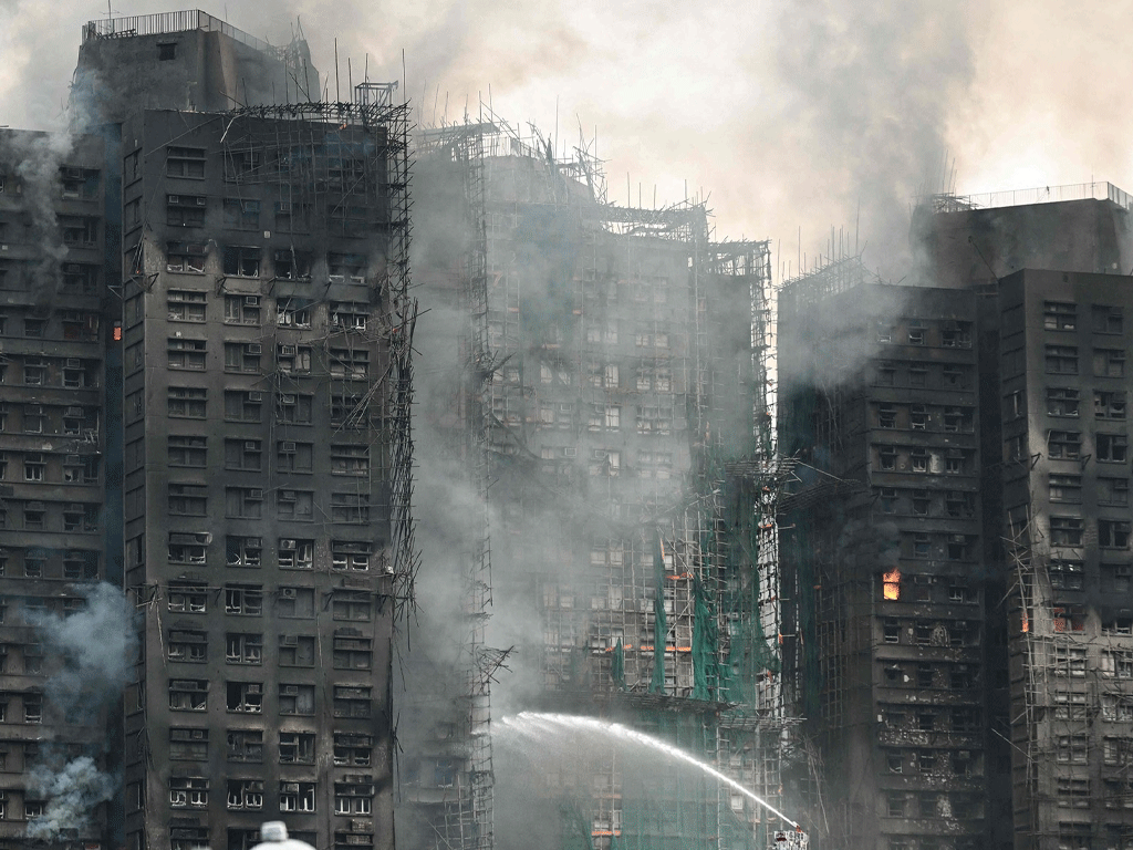 हङकङ आगलागीमा मृत्यु हुनेको संख्या १६० पुग्यो