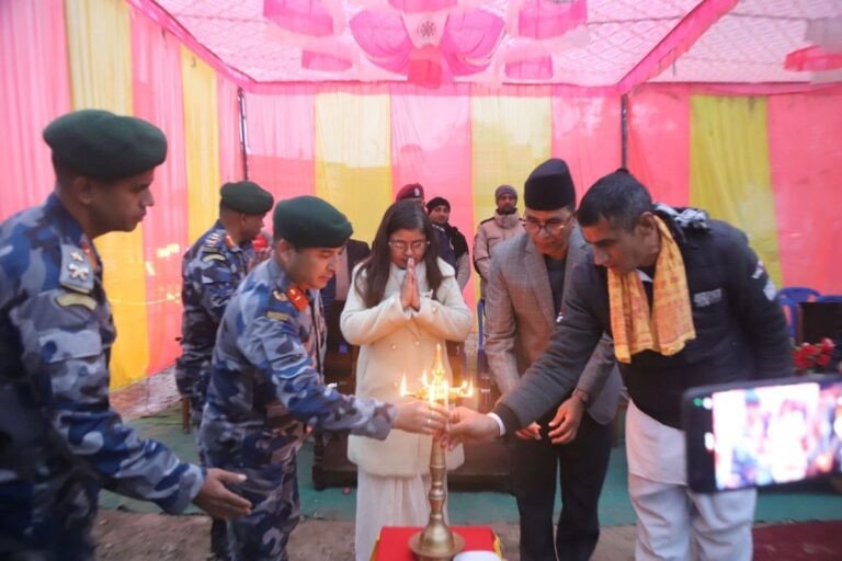 सशस्त्र प्रहरी दिवसमा गड्डाचौकीबाट ‘पूर्व-पश्चिम झण्डा मार्च’ सुरु