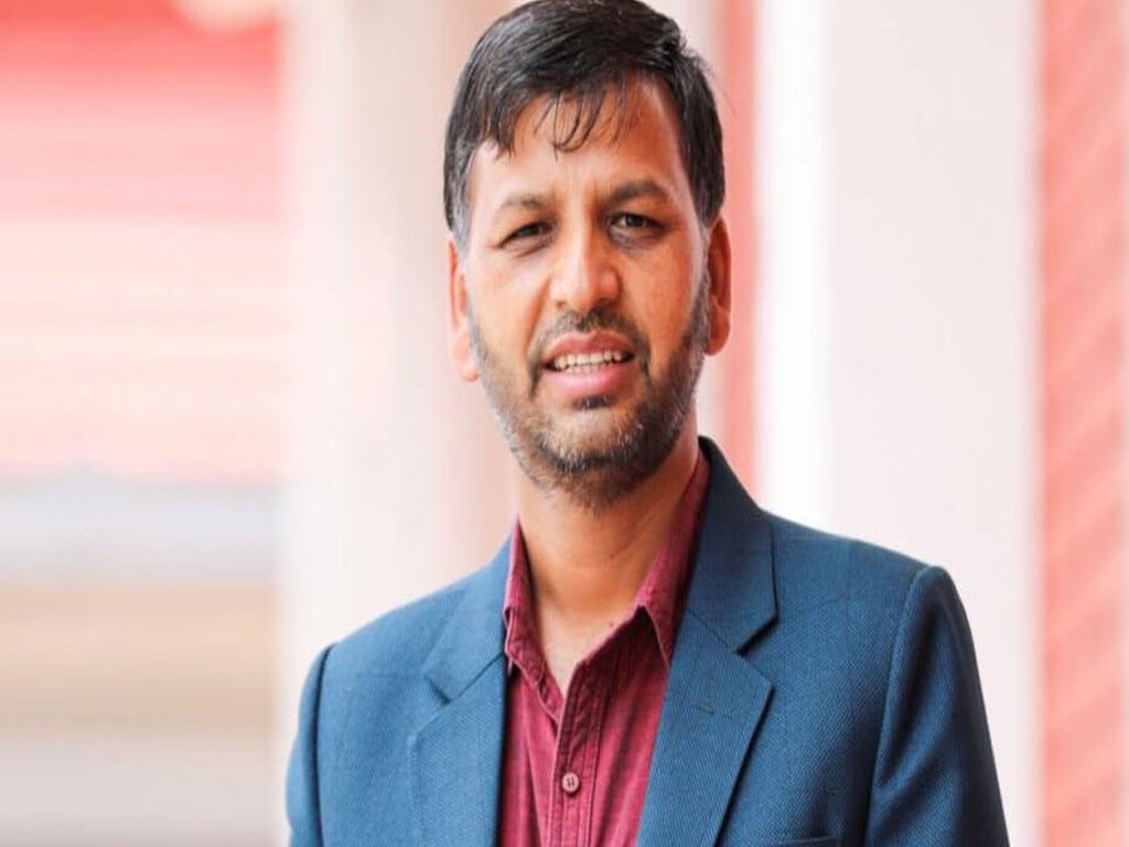 टिकट नपाएपछि रिजालले भने- ‘मालपानीका लागि हात नपसार्नु मेरो कमजोरी’